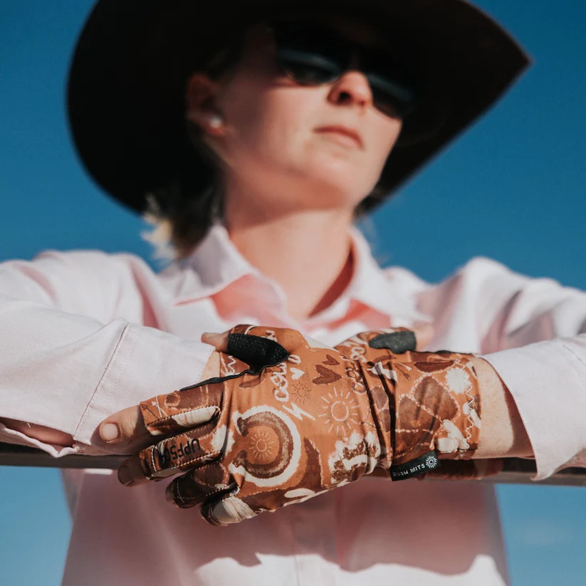 Bush Mits UPF50+ Sun Protection Gloves - Dust Off - Image 3