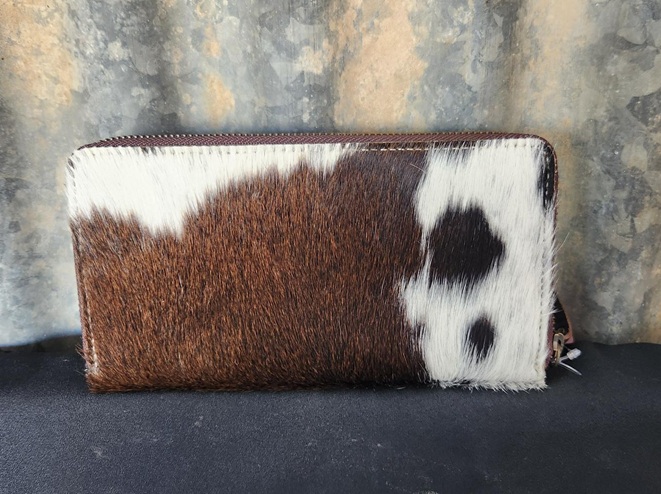Design Edge Sunflower Tooled Leather Phone Wallet - Merida - Brown & White - Image 2