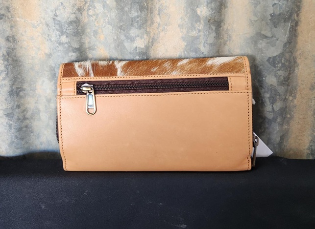 Design Edge Cowhide Wallet - New York - Image 3