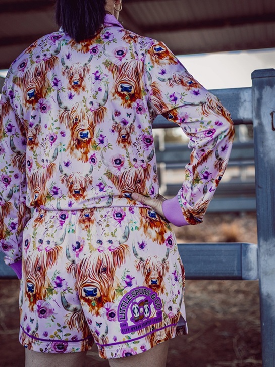 Little Spurs Ladies Fishing Shirt - Highland Steer - Image 2
