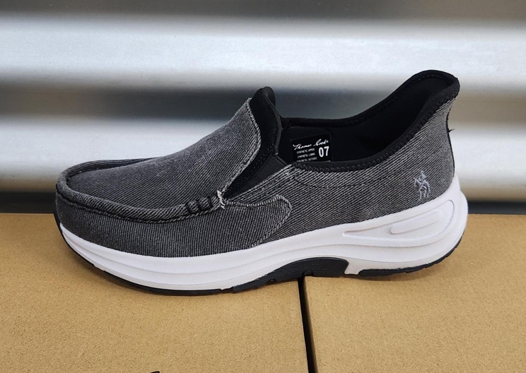 Thomas Cook Mens Mitch Comfort Shoe - Charcoal